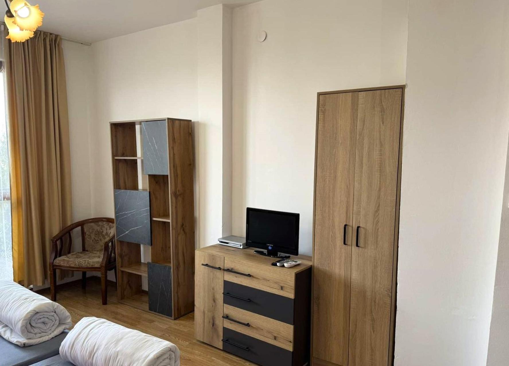 Guest House Misha Petrevene ภายนอก รูปภาพ